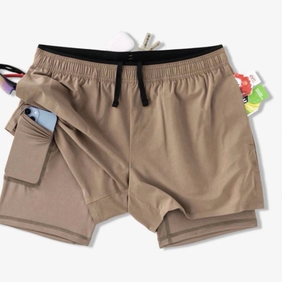 Chubbies Ultimate Training Short Exposed Liner Mudslide 5.5” Large, Brown - Picture 5 of 5
